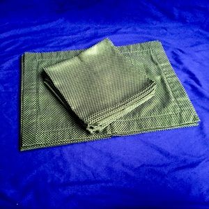 8 Piece Placemat & Napkin Set Green